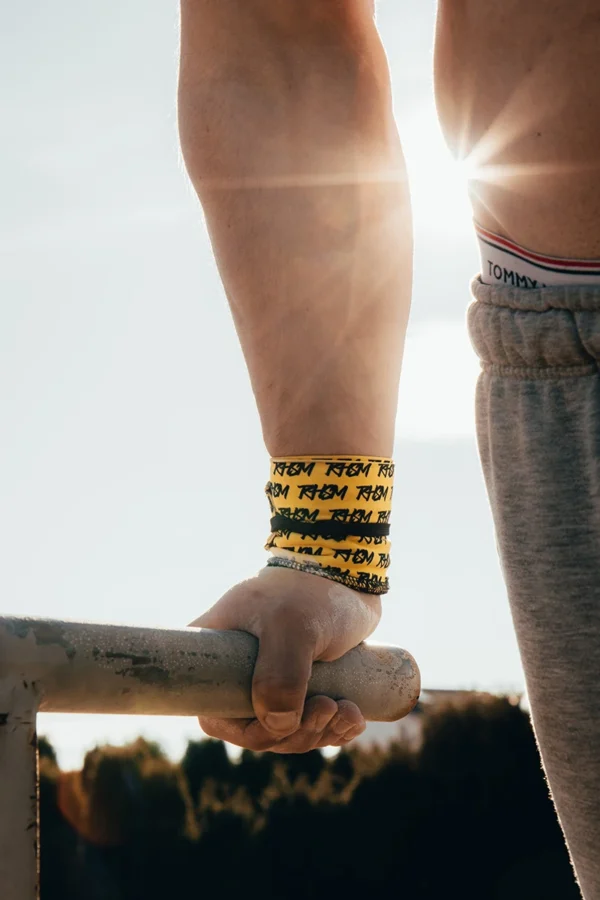 Wrist-Wraps-for-Calisthenics-Yellow